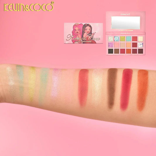 BRATZ - 18 Color Eyeshadow Palette